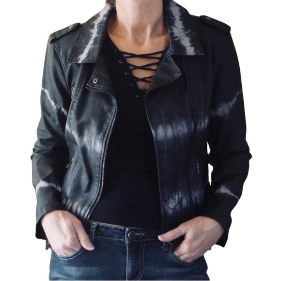 Bar III Faux Leather Jacket Black & Gray Tie-Dye Pattern Zipped Pockets Size S - Picture 6 of 11